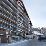 Olympic Ski-in Ski-out 南达
