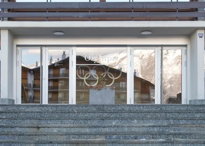 Olympic Ski-in Ski-out *